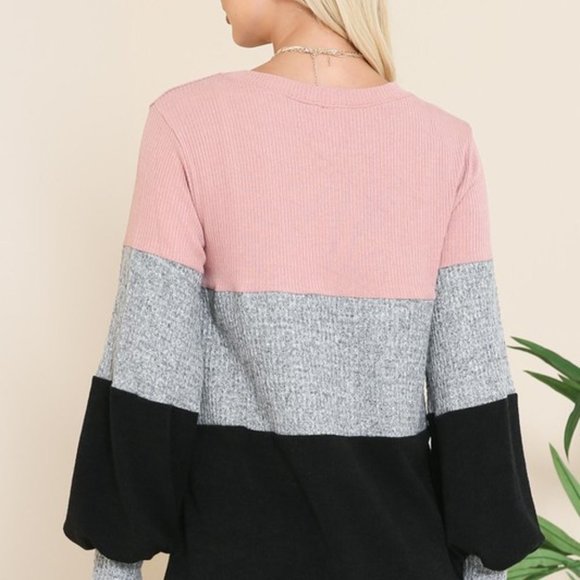 Oversize Color Block Top - Picture 3 of 5
